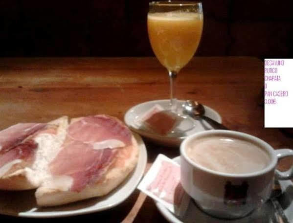 霍斯佩德扎卡汀酒店 阿尔卡拉拉雷亚尔 外观 照片